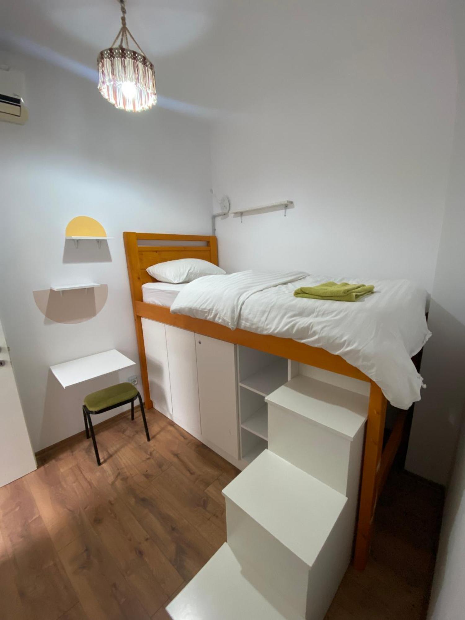 Trip'N'Hostel Chill Zone Tirana Extérieur photo